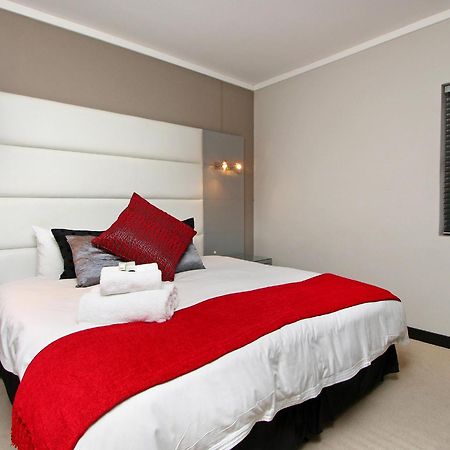 Full Power, Long Stay Rates, Walk To V&A Waterfront, Fibre Wifi, Gym & Pool Cape Town Exterior photo